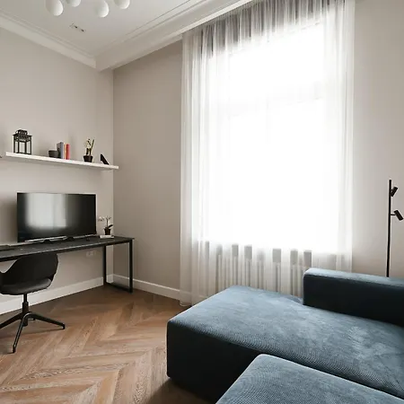 Hide Living Апартаменти Рига